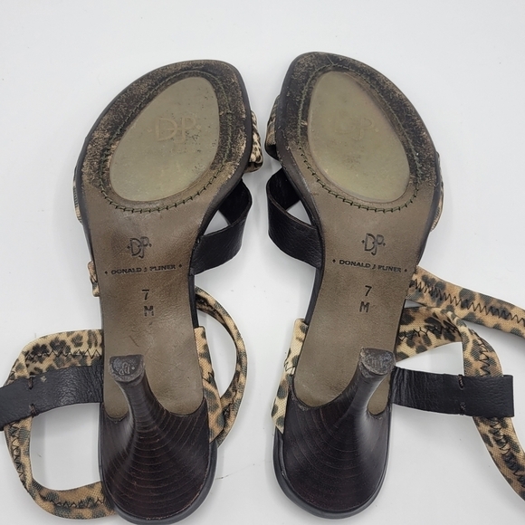 Donald J Pliner leopard print straps size 7M - Picture 6 of 15